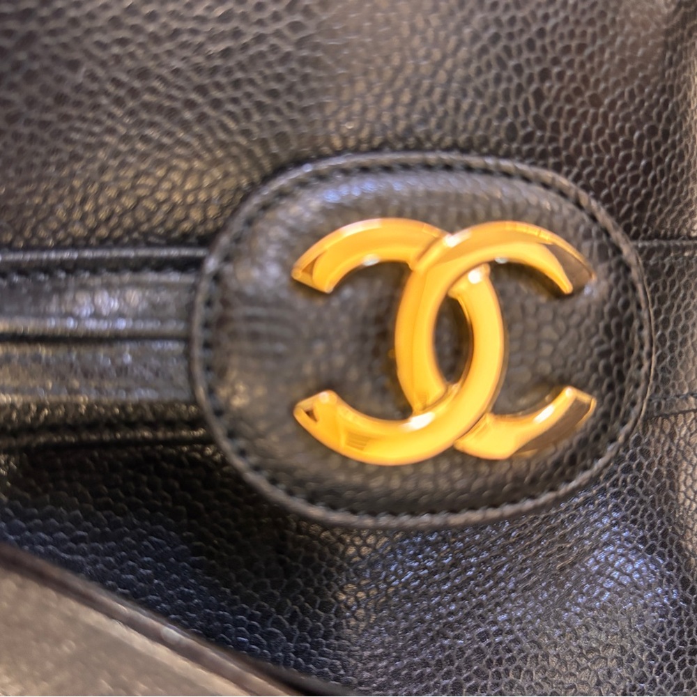 Authentic Vintage Chanel Black Caviar Leather Duffle Travel Bag 24K Gold Rare - Picture 8 of 16